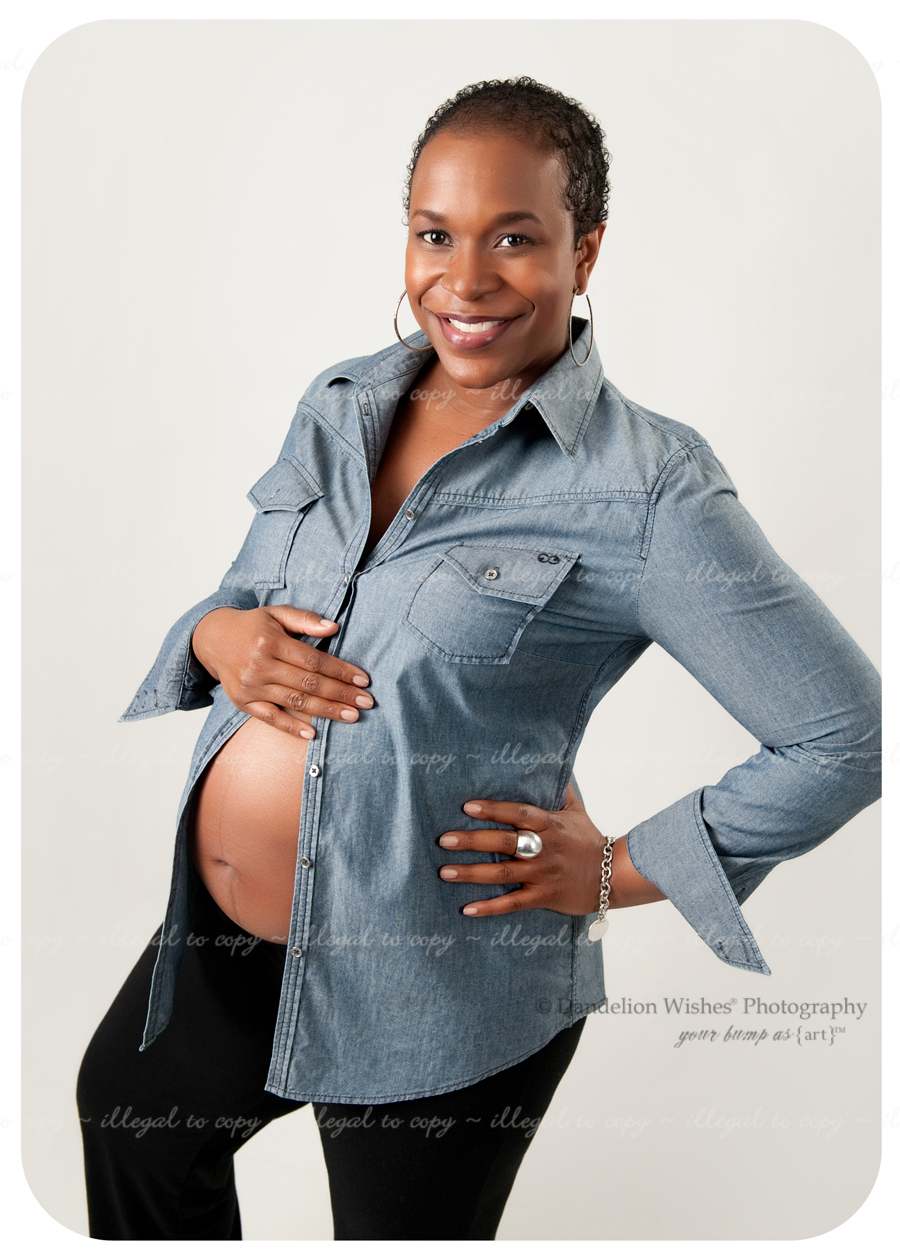 Beautiful maternity pictures of your baby bump near Oxon Hill, MD 20745, 20750 in Prince Georges County, Maryland. Beautiful maternity pictures of your baby bump near Oxon Hill, MD 20745, 20750 in Prince Georges County, Maryland.