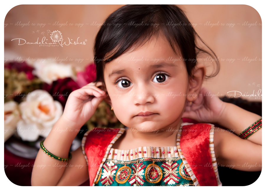 Unique "First Birthday" pictures ~ Close to Suburban Maryland. Unique First birthday pictures close to suburban Maryland.