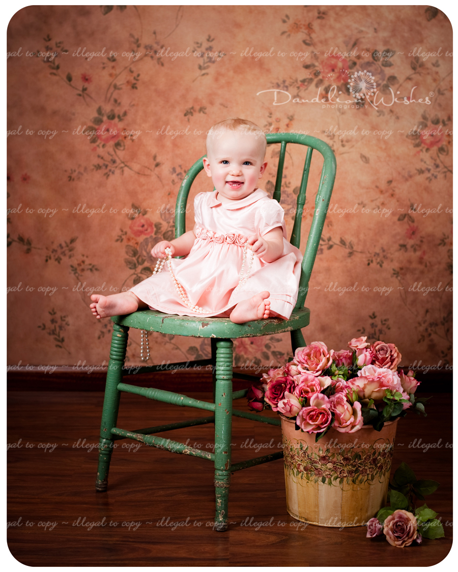 Best baby photographer near Woodbridge, VA 22191, 22192, 22193, 22194 & 22195