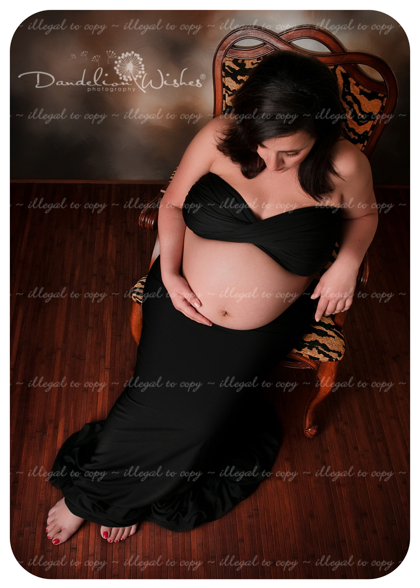The best pregnancy photography studio near Alexandria Virginia 22303